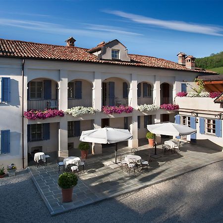 Marcarini Agriturismo Neviglie Екстериор снимка
